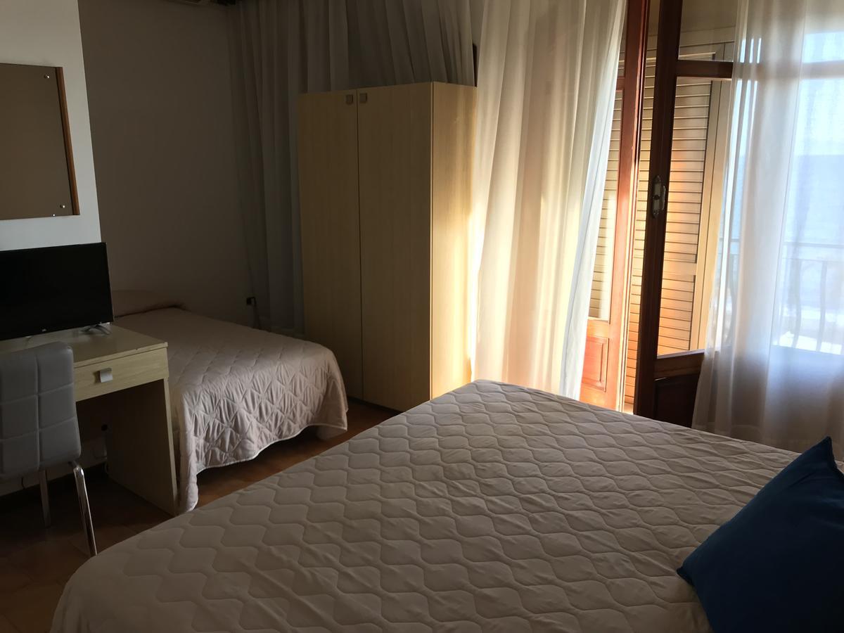 Hotel La Sirenetta جيارديني ناكسوس المظهر الخارجي الصورة